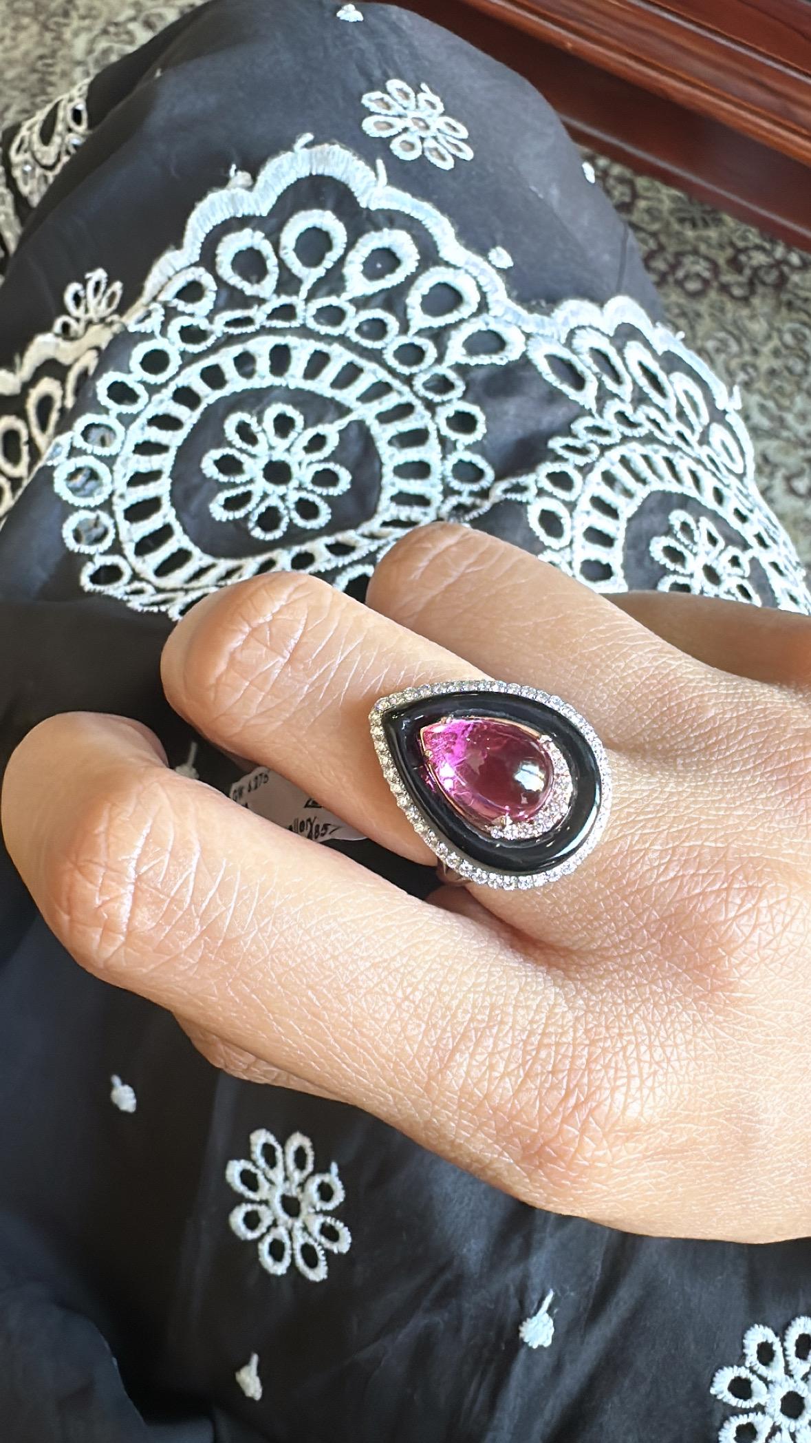 Verlobungsring aus 18 Karat Gold, Turmalin-Cabochon, schwarzem Onyx und Diamanten im Angebot 3