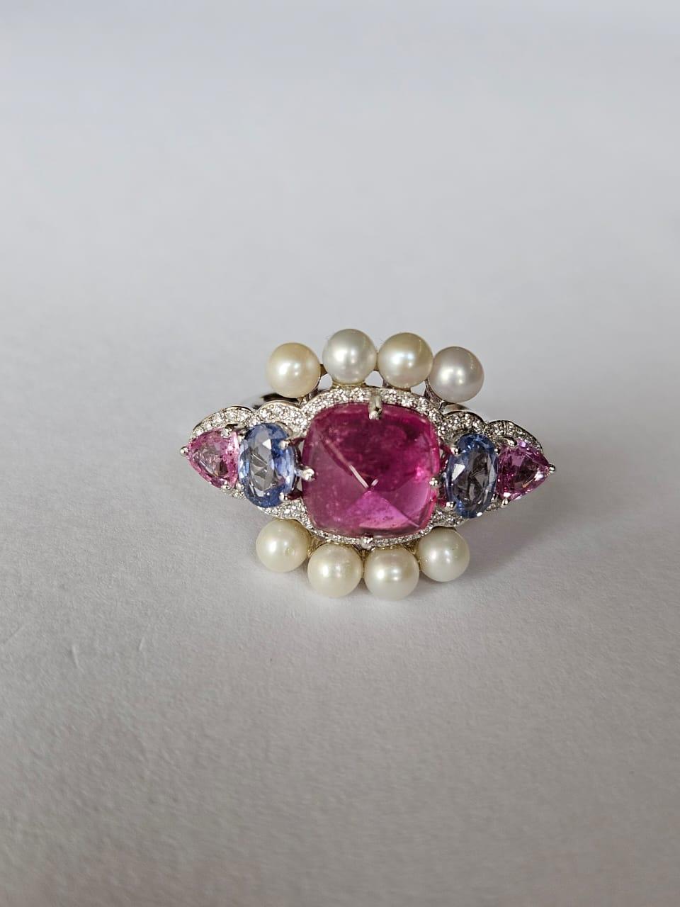 Bague en or 18 carats, tourmaline, plusieurs saphirs, perles d'eau douce et diamants Neuf - En vente à Hong Kong, HK