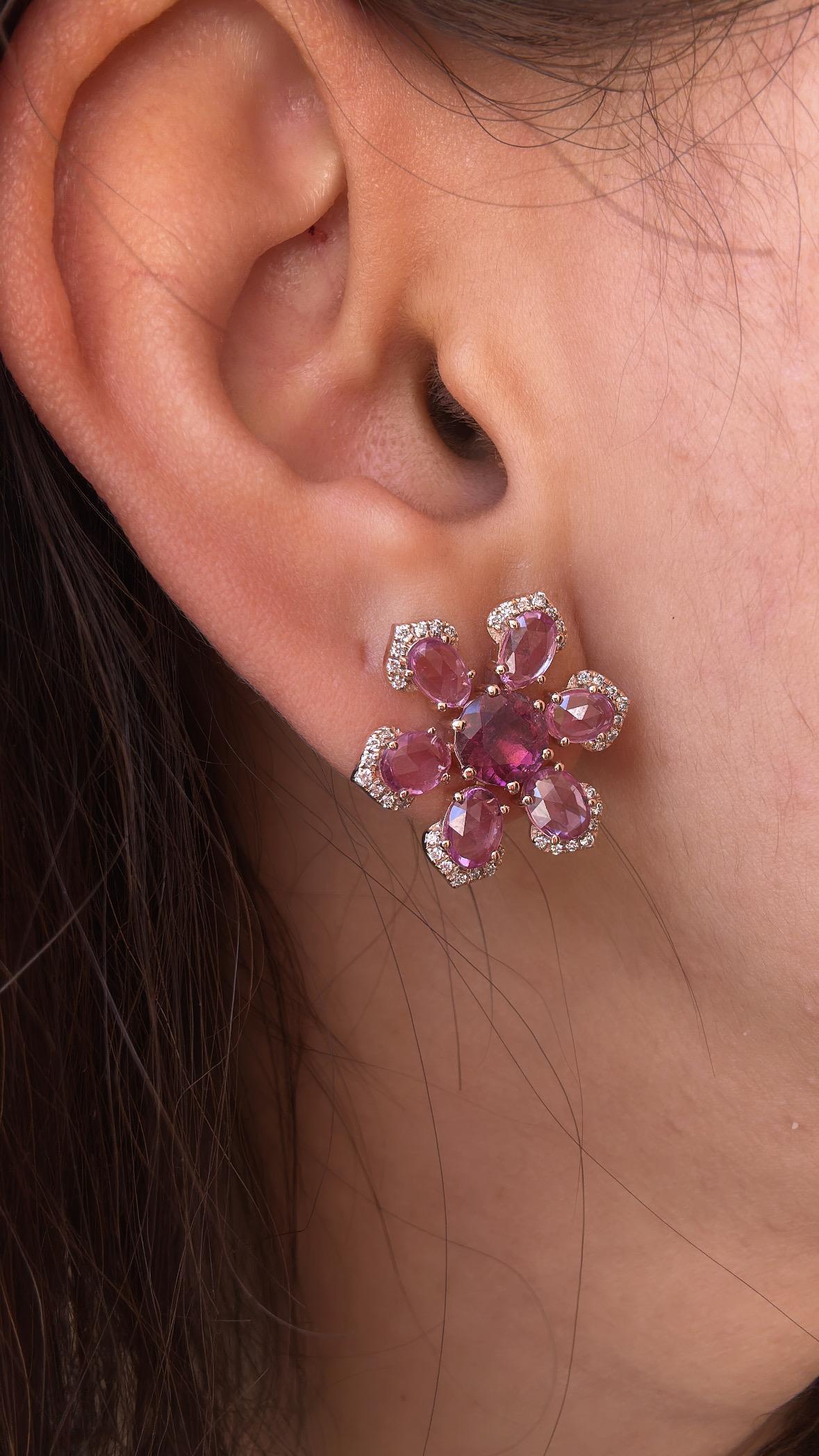 Orecchini con tormaline, zaffiri rosa di Ceylon e diamanti incastonati in oro 18 carati in vendita 3