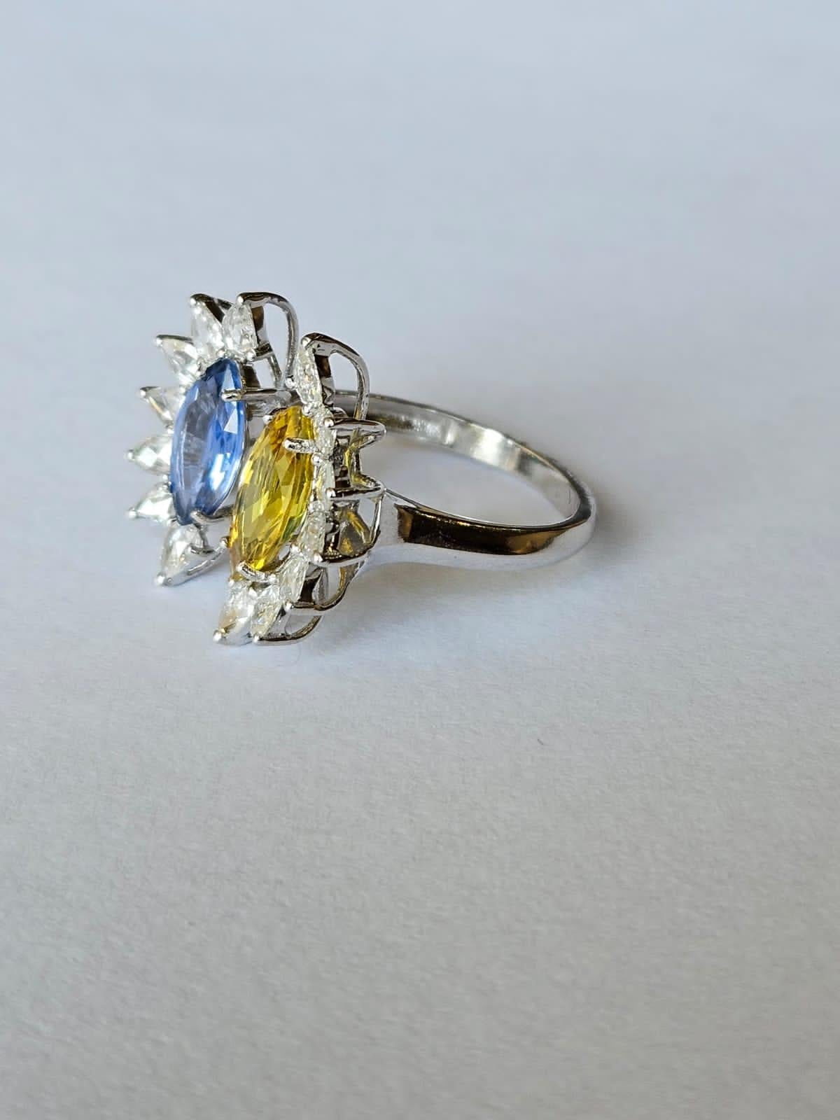 Set in 18K Gold, Yellow and Blue Sapphire & Rose Cut Diamonds Toi et Moi Ring In New Condition For Sale In Hong Kong, HK