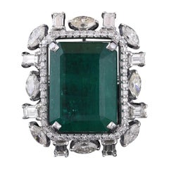 Set in 18K Gold, Zambian Emerald and Marquise 
Baguettes Diamonds Cocktail Ring