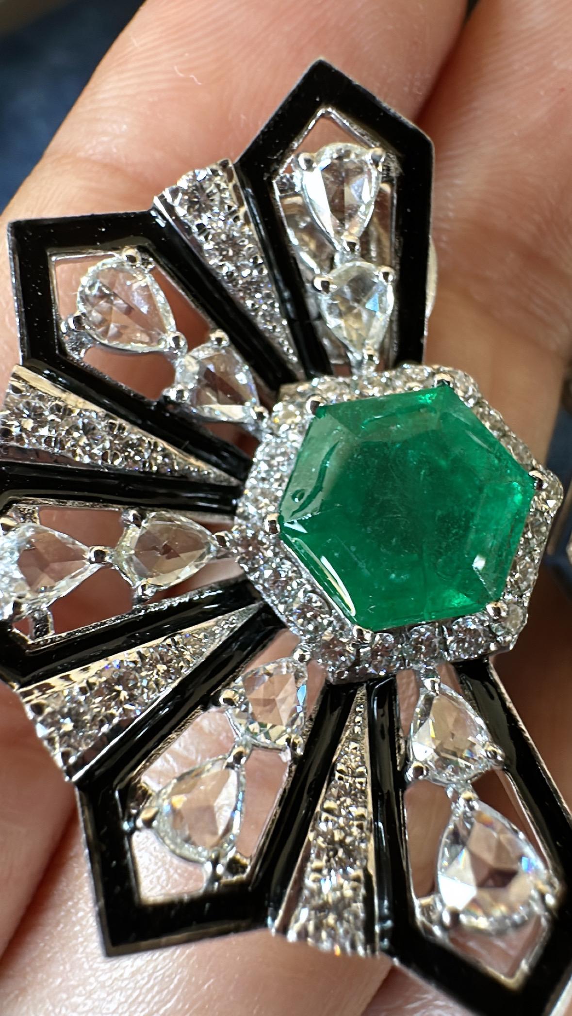 Set in 18K Gold, Zambian Emerald, Black Enamel & Rose Cut Diamonds Stud Earrings For Sale 3