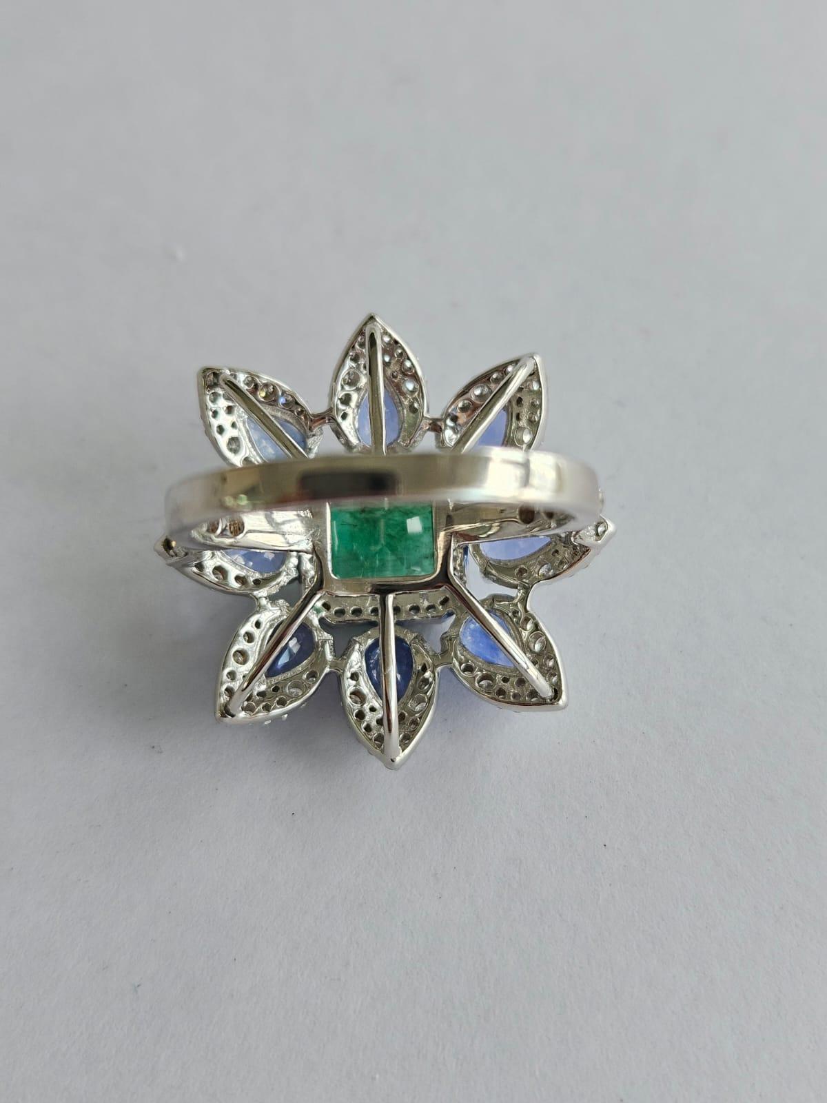 Modern Set in 18K Gold, Zambian Emerald, Blue Sapphires & Diamonds Cocktail Ring For Sale