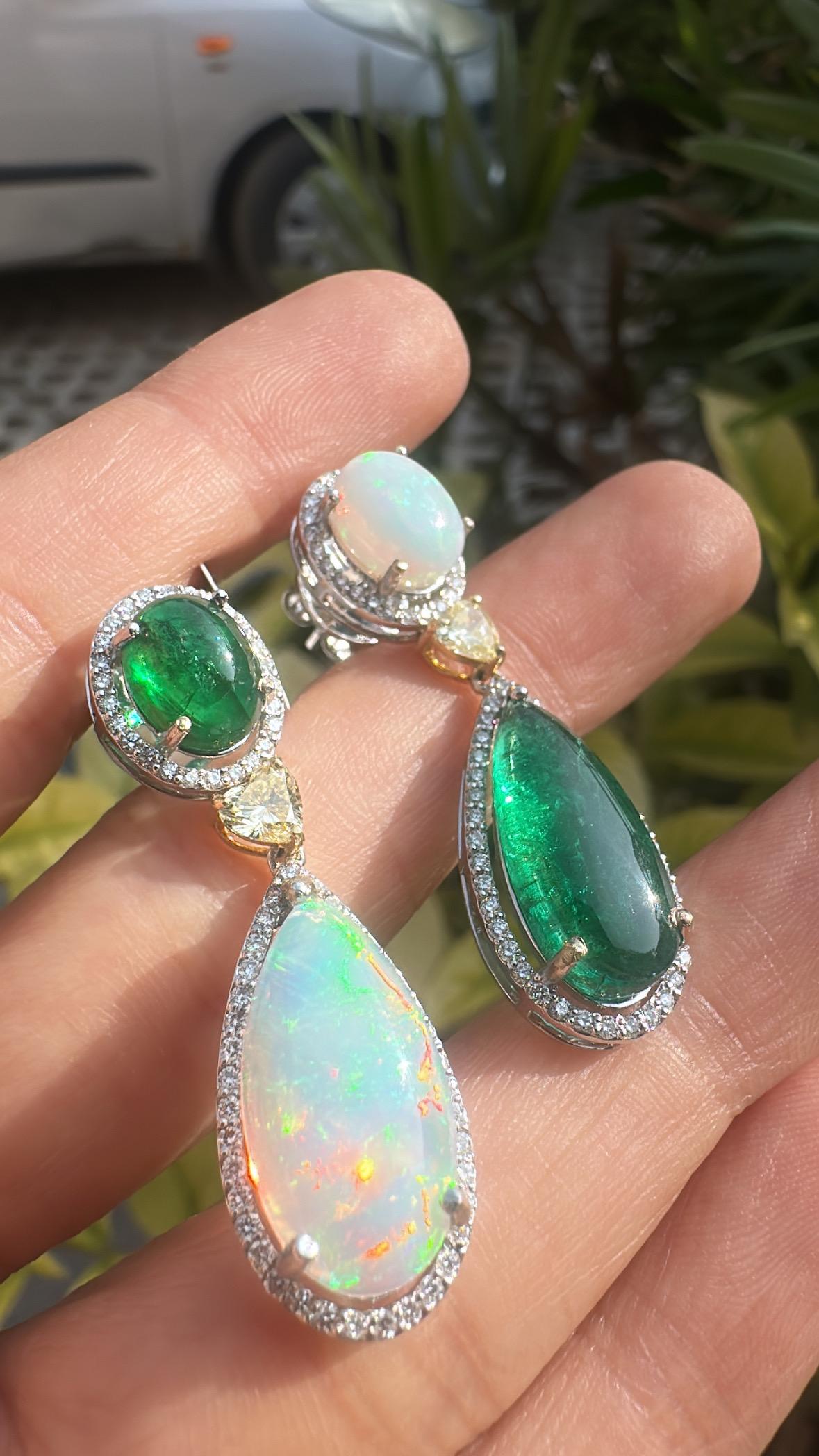 18 Karat Gold, sambischer Smaragd-Cabochon, äthiopischer Opal und Diamant-Tropfen-Ohrring im Angebot 5