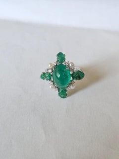 Set in 18K Gold, Zambian Emerald Cabochon, Freshwater Pearl & Diamonds Dome Ring