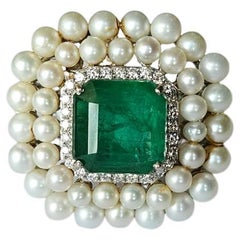 Set in 18K Gold, Zambian Emerald, Freshwater Pearls & Diamonds Cocktail Ring
