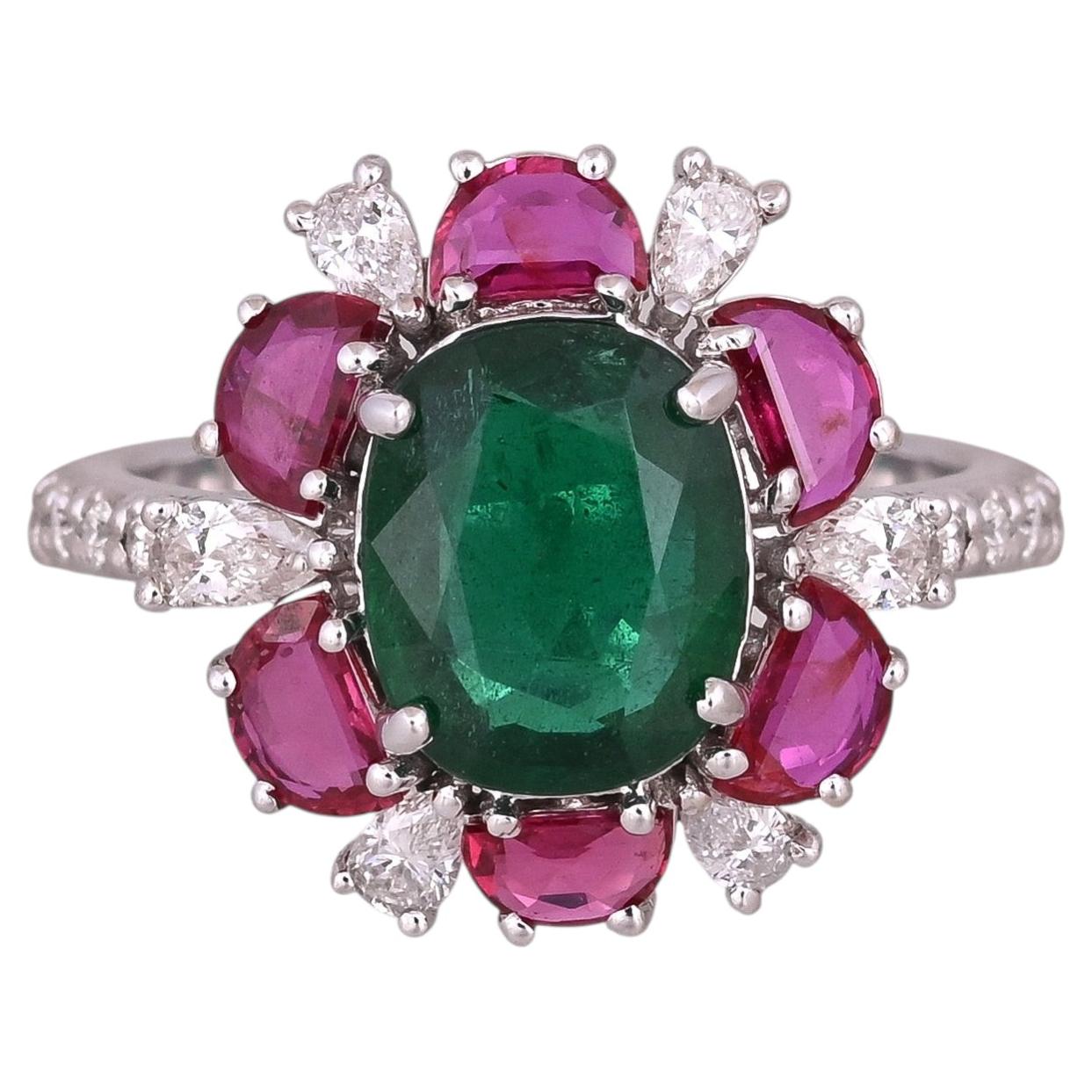Anillo de compromiso engastado en oro de 18 quilates, esmeralda de Zambia, rubí de Mozambique y diamantes