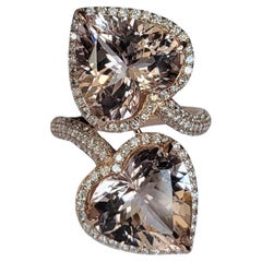 Set in 18K Rose Gold, 10.19 carats, Heart Morganites & Diamonds Toi et Moi Ring