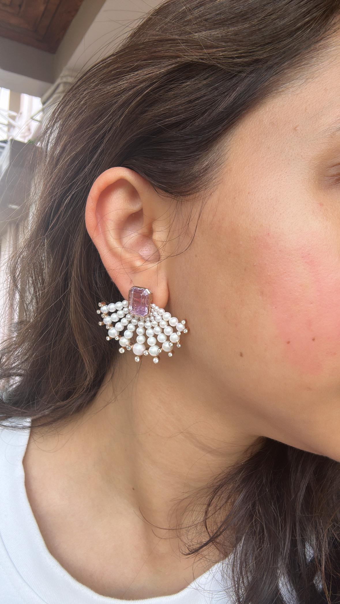 Set in 18K rose Gold, 12.66 Kunzite, Freshwater Pearls & Diamonds Stud Earrings For Sale 5