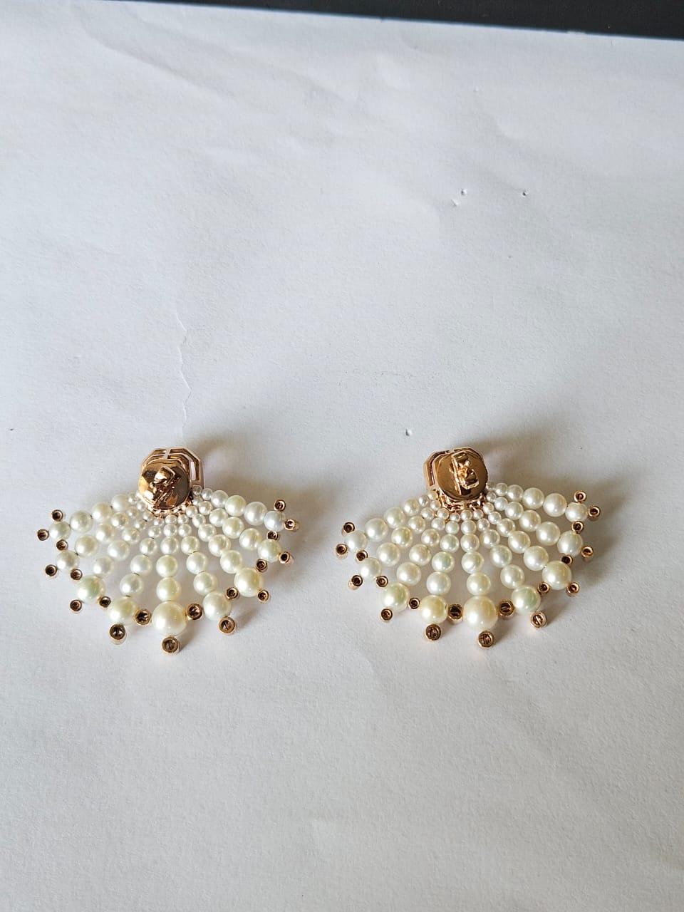 Art Deco Set in 18K rose Gold, 12.66 Kunzite, Freshwater Pearls & Diamonds Stud Earrings For Sale