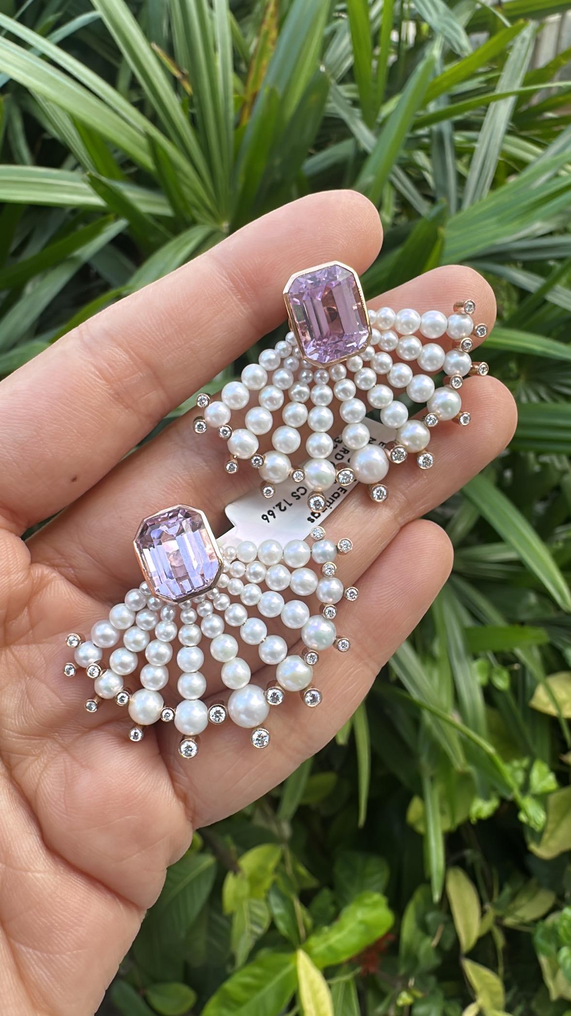 Set in 18K rose Gold, 12.66 Kunzite, Freshwater Pearls & Diamonds Stud Earrings For Sale 2