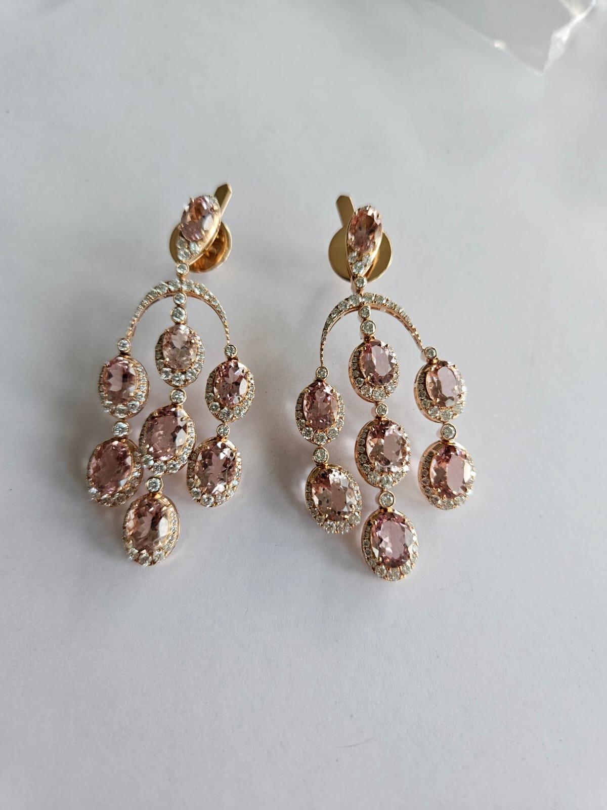 Set in 18K Rose Gold, 14.76 carats, Morganite & Diamonds Chandelier Earrings For Sale 6