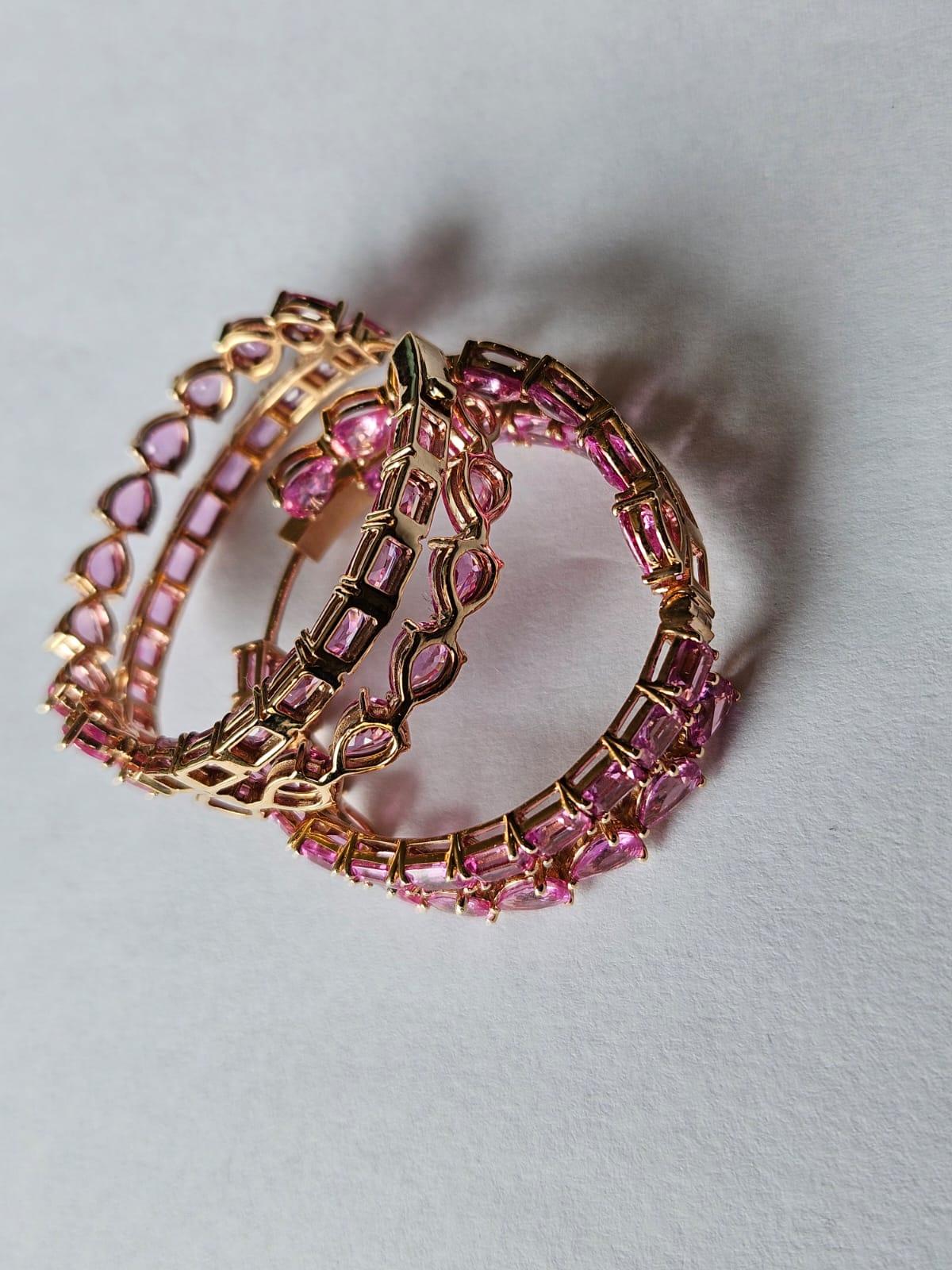 Moderno Orecchini a cerchio in oro rosa 18 carati, 17,97 carati, zaffiri rosa di Ceylon in vendita