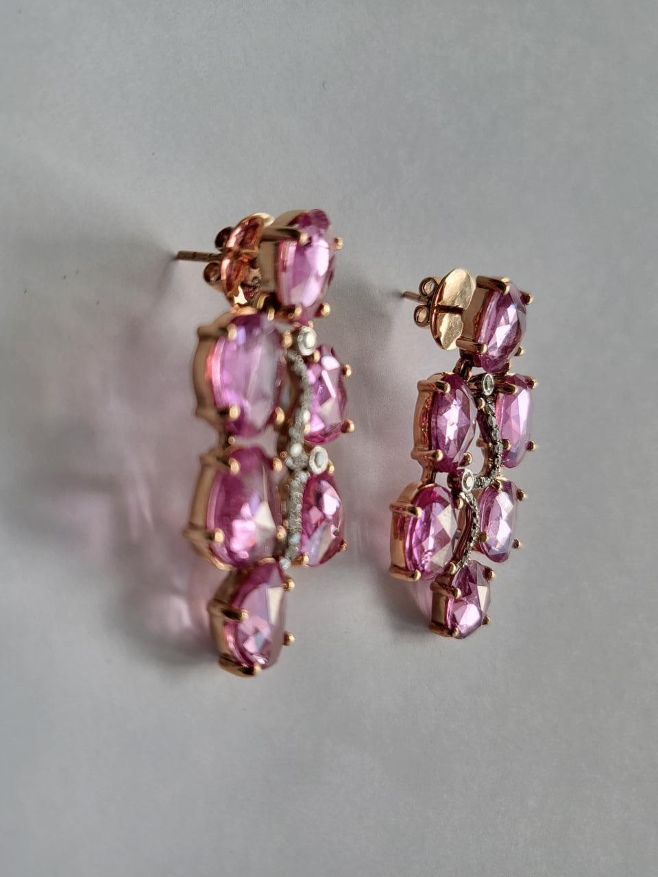 Set in 18k Rose Gold, 18.25 Carats Pink Sapphire Rose Cuts & Diamonds Earrings For Sale 1