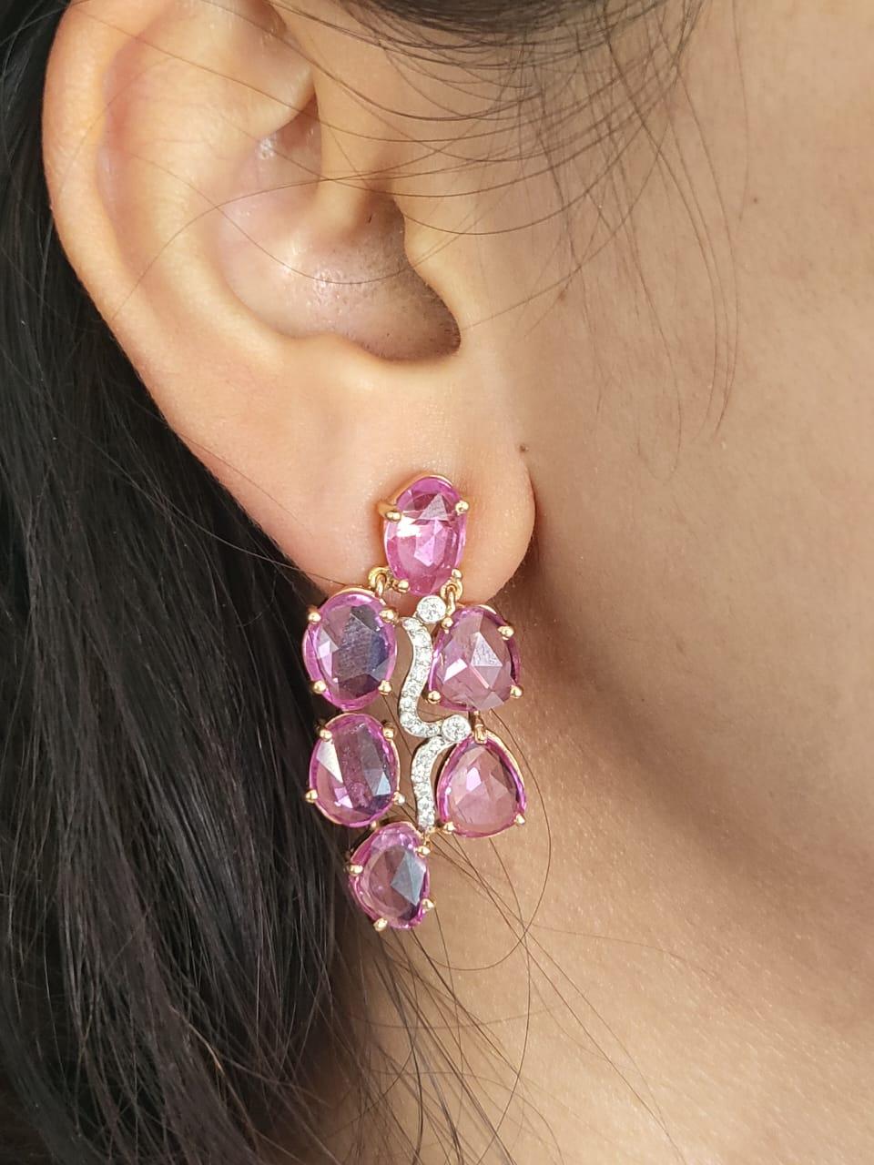 Set in 18k Rose Gold, 18.25 Carats Pink Sapphire Rose Cuts & Diamonds Earrings For Sale 3