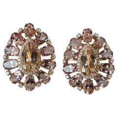 Set in 18K Rose Gold, 19.70 carats, Morganites & Diamonds Stud Earrings