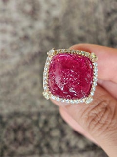 Anello con cupola da cocktail in oro rosa 18 carati, rubellite scolpita e diamanti da 32,33 carati