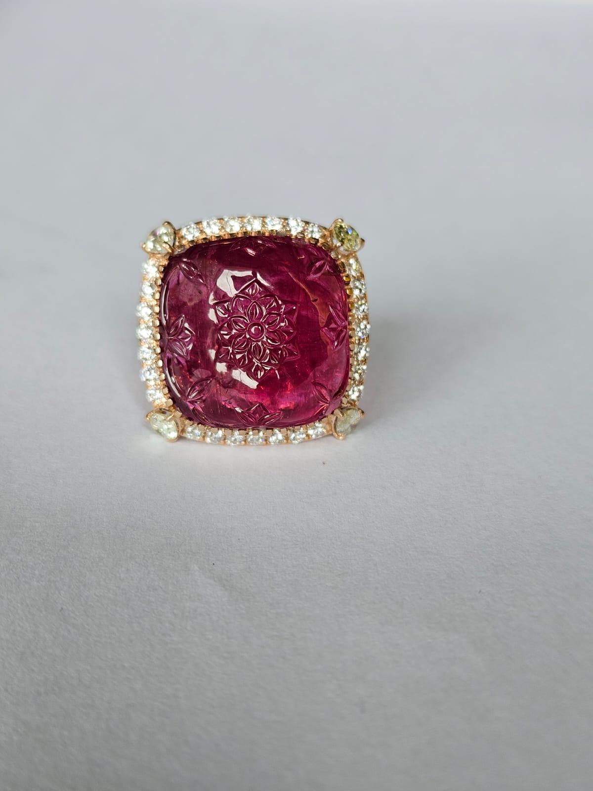 Set in 18K Rose Gold, 32.33 carat carved Rubellite & Diamonds Cocktail Dome Ring In New Condition For Sale In Hong Kong, HK