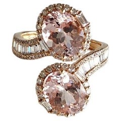 Anello Toi et Moi in oro rosa 18 carati, Morganite 3,96 carati e diamanti affusolati