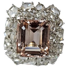 Verlobungsring aus 18 Karat Roségold, 6,26 Karat Morganit und Diamanten im Rosenschliff