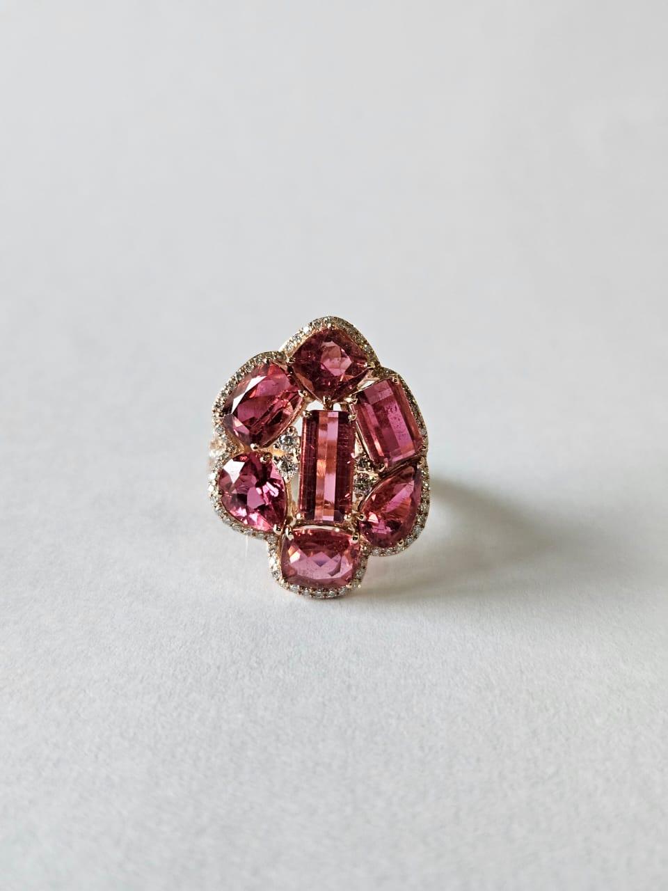 Taglio misto Anello Cocktail Cluster con tormalina e diamanti in oro rosa 18 carati, 8,48 carati in vendita