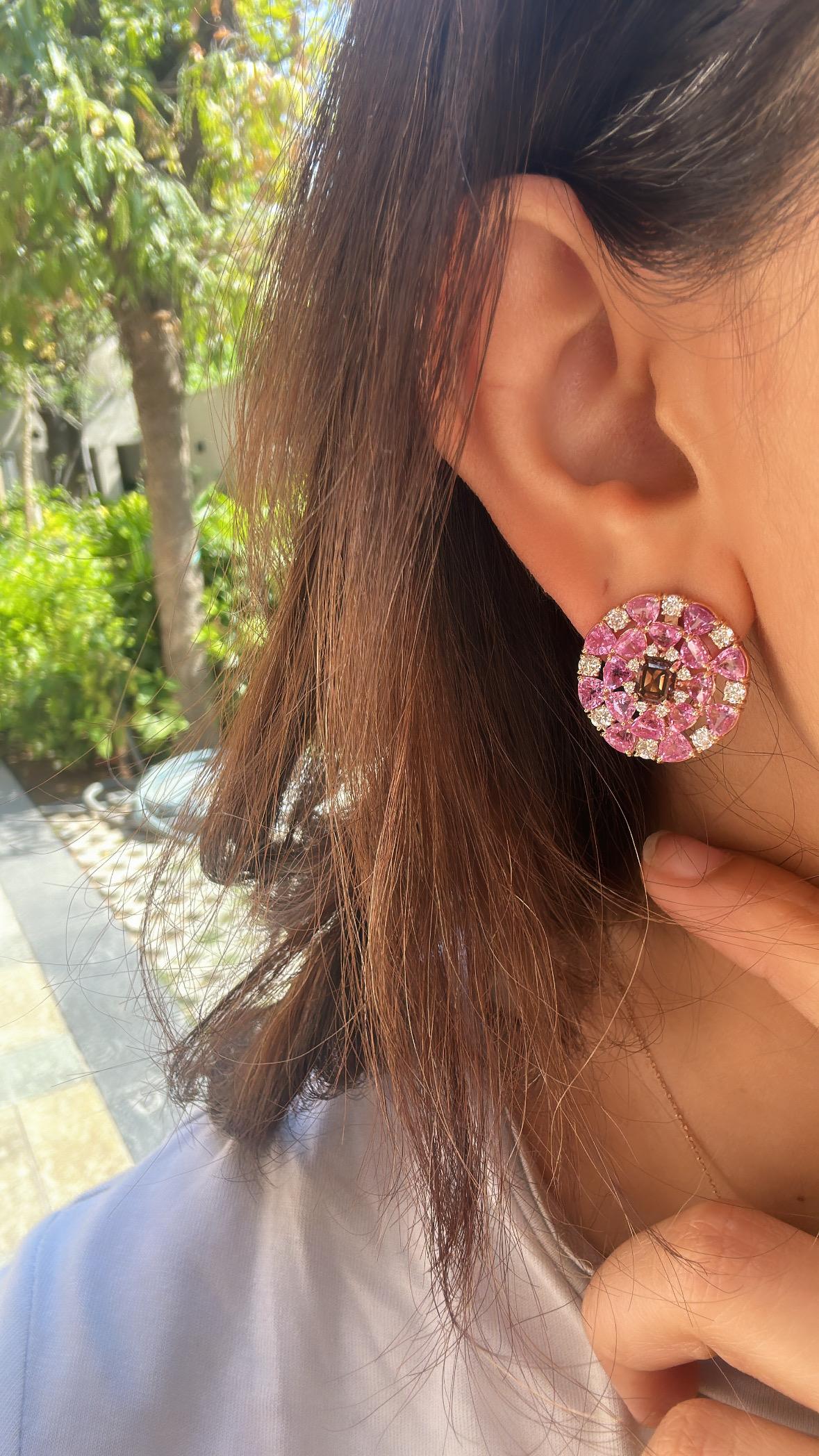 Set in 18K Rose Gold, 8.96 carats Ceylon Pink Sapphires & Diamonds Stud Earrings For Sale 1