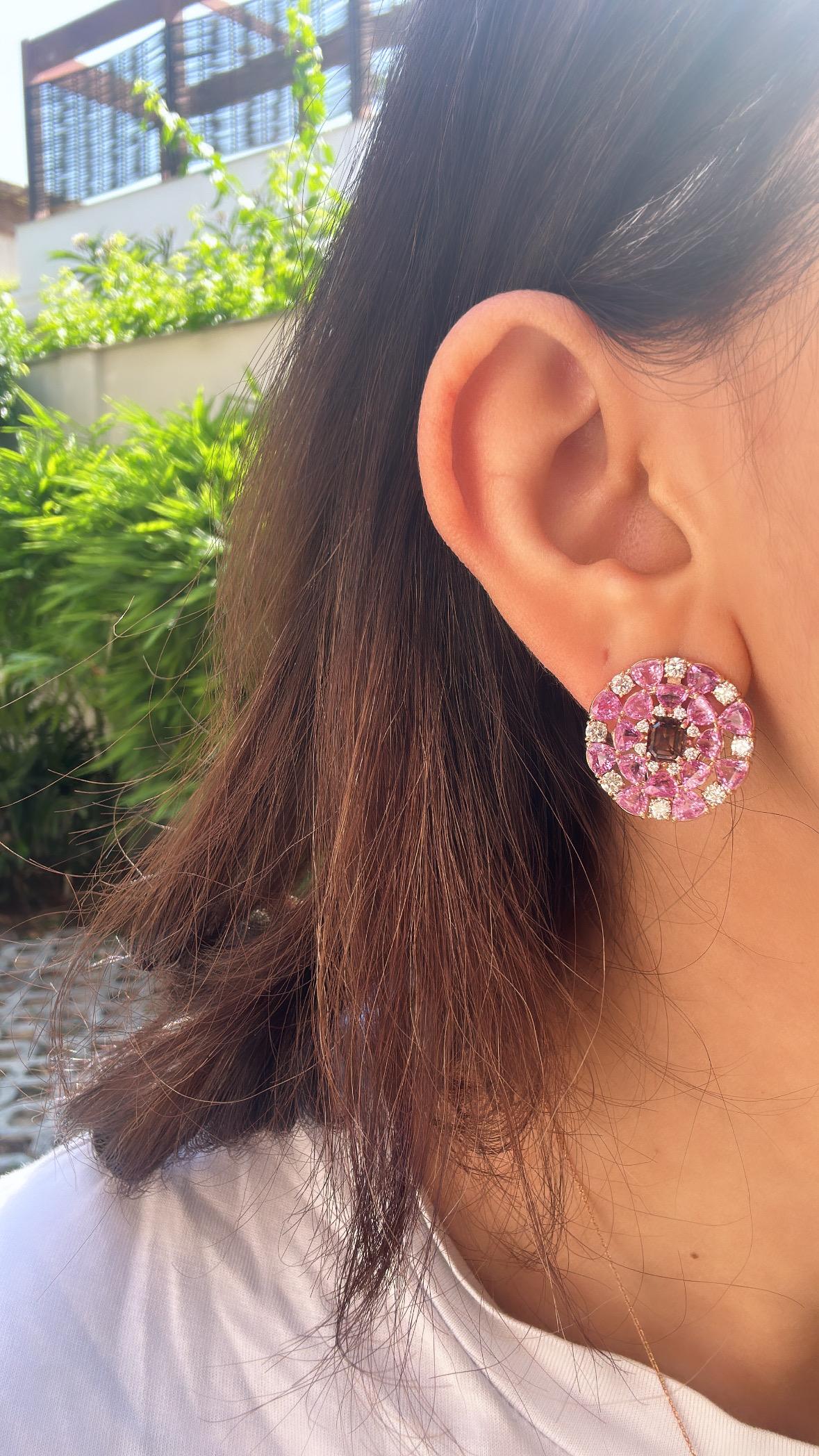 Set in 18K Rose Gold, 8.96 carats Ceylon Pink Sapphires & Diamonds Stud Earrings In New Condition For Sale In Hong Kong, HK