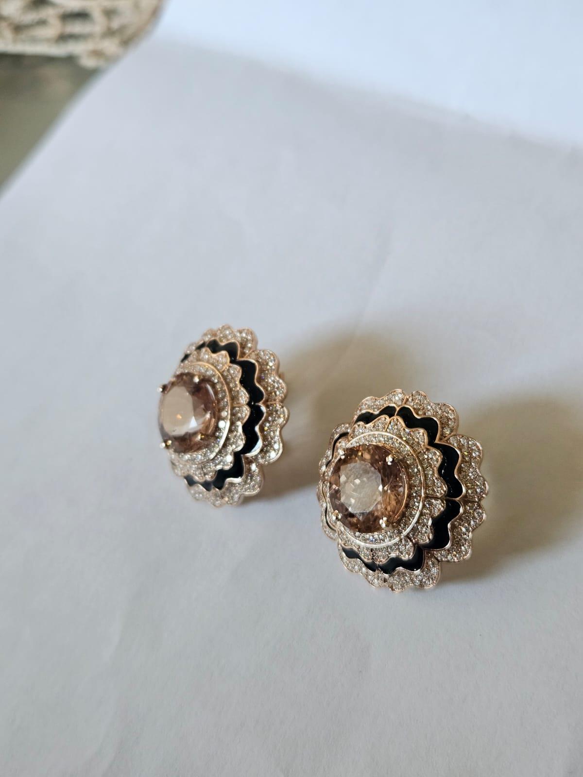 Orecchino con borchia in oro rosa 18 carati, Morganite da 9,15 carati, smalto nero e diamanti In condizioni Nuovo in vendita a Hong Kong, HK