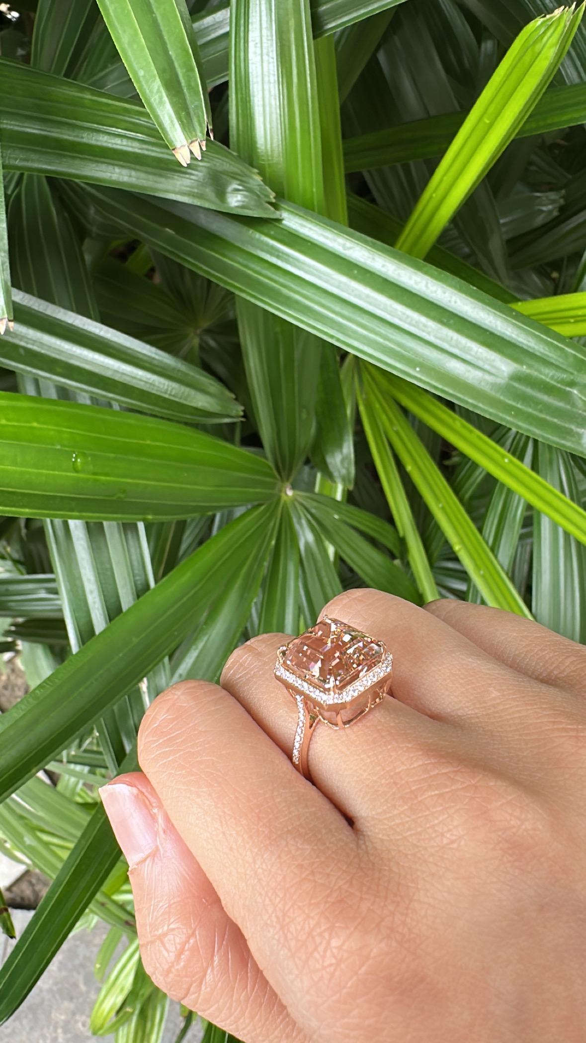 Bague de fiançailles moderne en or rose 18 carats, 9,59 carats, Morganite et diamants en vente 4