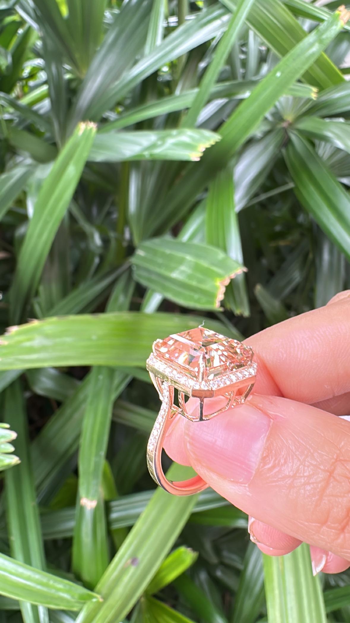Bague de fiançailles moderne en or rose 18 carats, 9,59 carats, Morganite et diamants Unisexe en vente