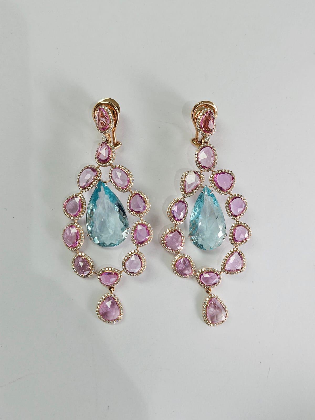 Boucles d'oreilles chandelier en or rose 18 carats, aigue-marine, saphirs roses et diamants en vente 3