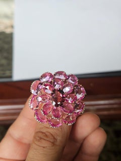 Anello cocktail in oro rosa 18 carati con zaffiri rosa di Ceylon, tormalina e diamanti