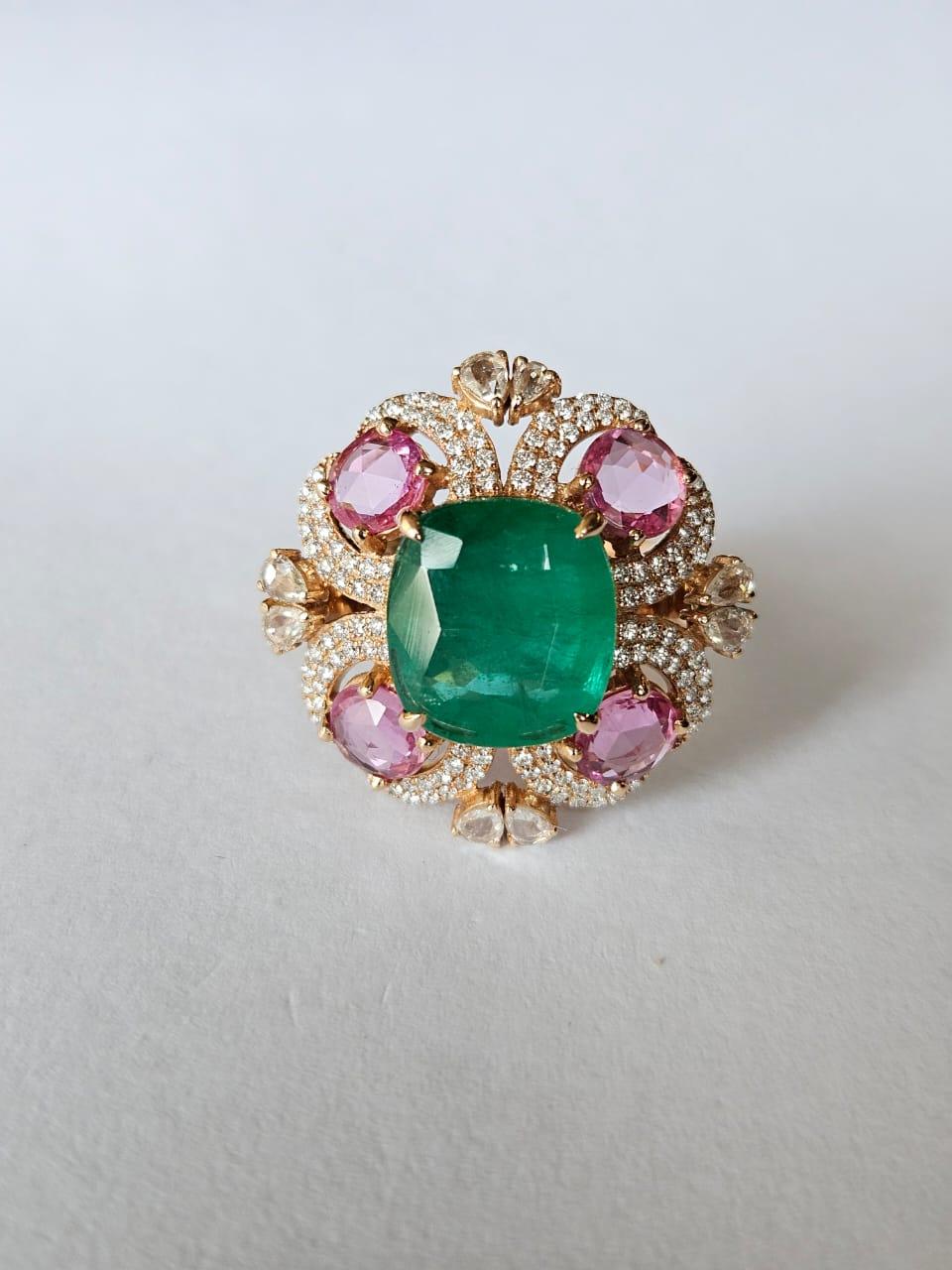 Set in 18K Rose Gold, Emerald, Pink Sapphires & Rose Cut Diamonds Cocktail Ring For Sale 1