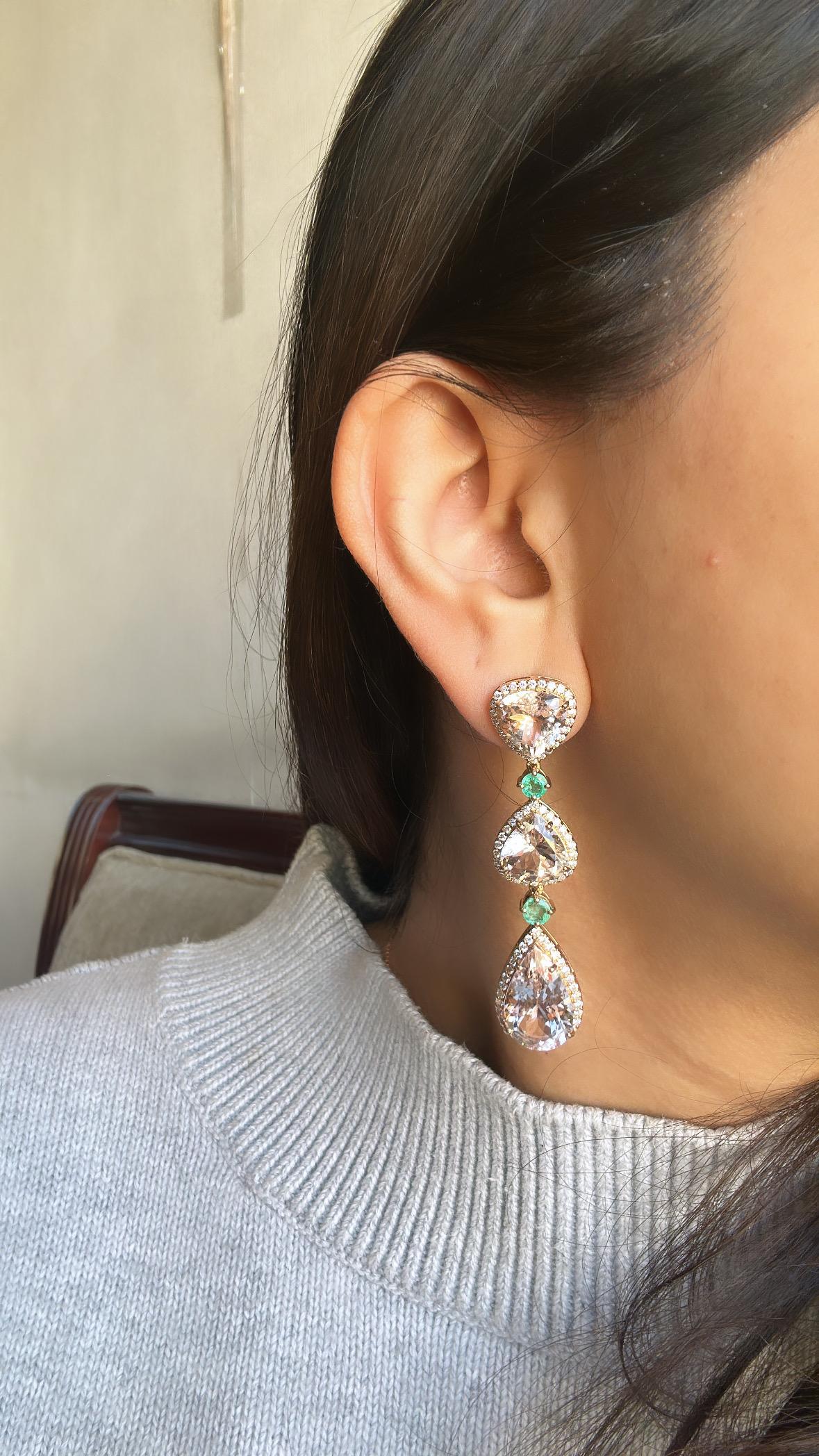 Set in 18K Rose Gold, Morganite, Emerald & Diamonds Chandelier Earrings In New Condition In Hong Kong, HK