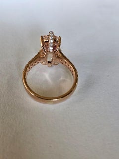 Verlobungsring aus 18 Karat Roségold, Morganit, Mosambik-Rubin und Diamanten