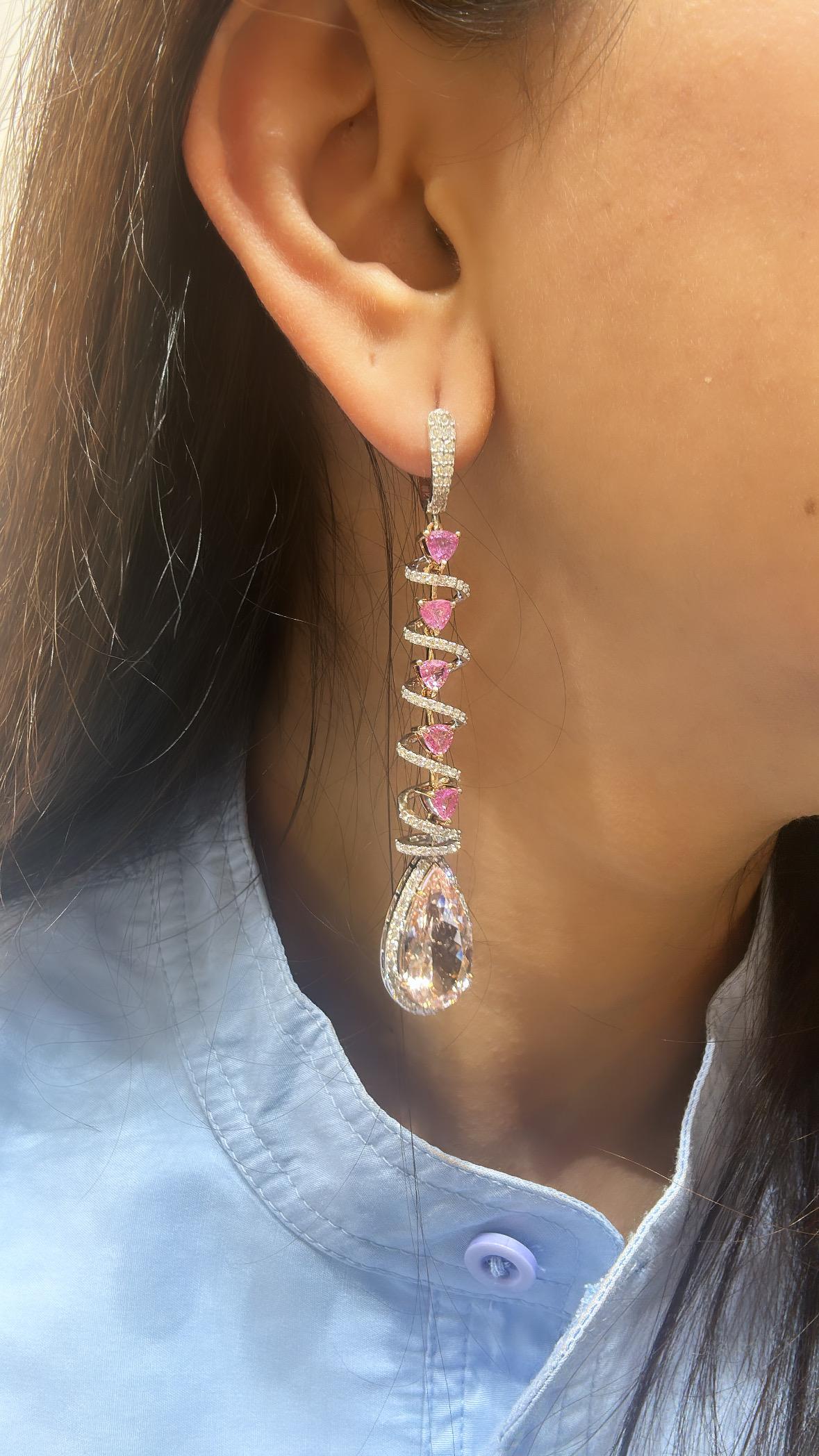 Chandelier-Ohrringe aus 18 Karat Roségold, Morganit, rosa Saphiren und Diamanten für Damen oder Herren im Angebot