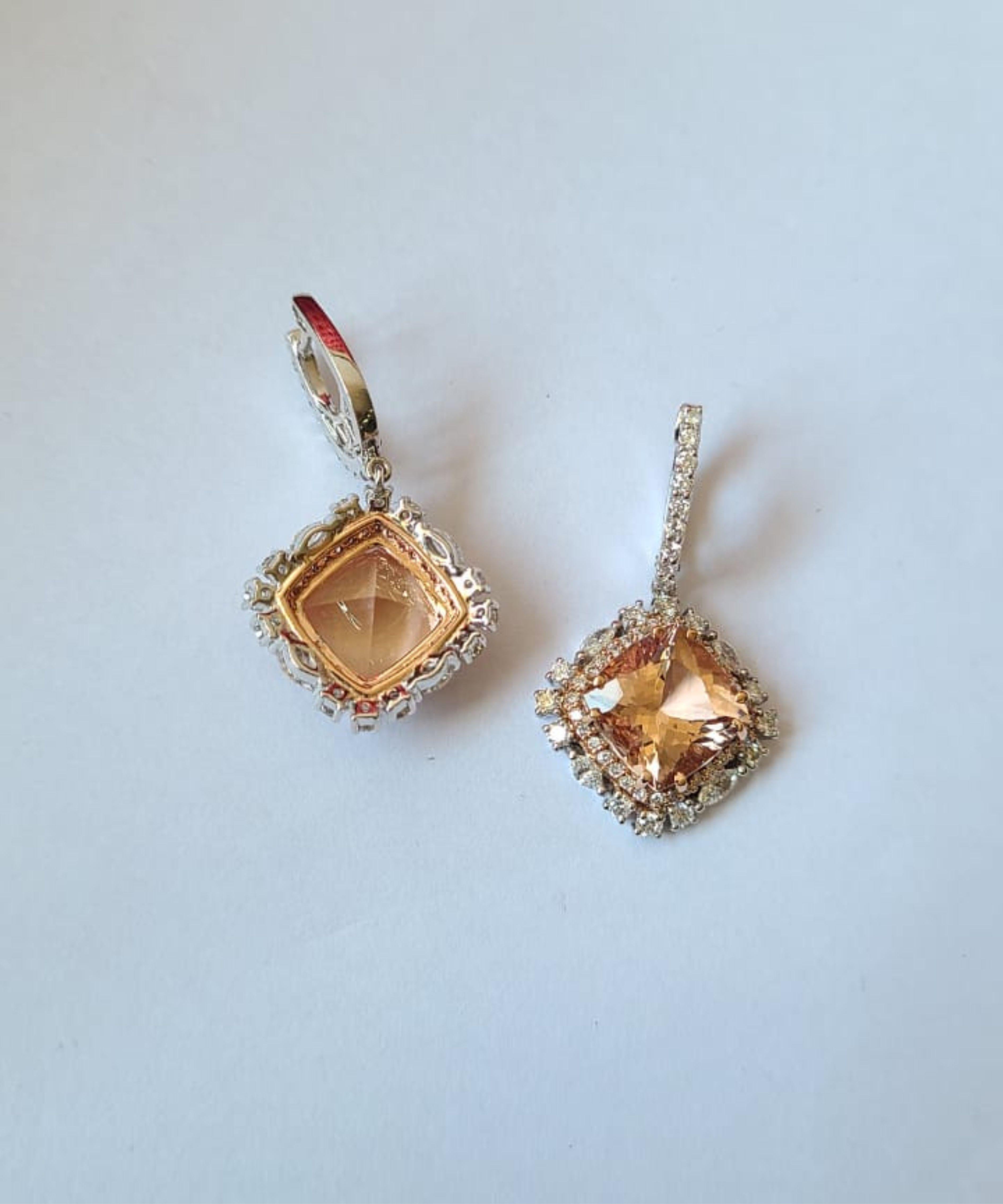 Artigiano Orecchini pendenti in oro rosa 18K, morganiti naturali a cuscino e diamanti in vendita