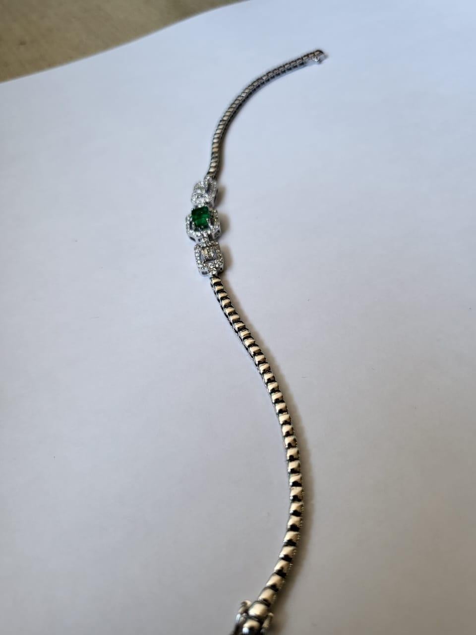 Emerald Cut Set in 18K White Gold, 0.90 Carats, Zambian Emerald & Diamonds Chain Bracelet