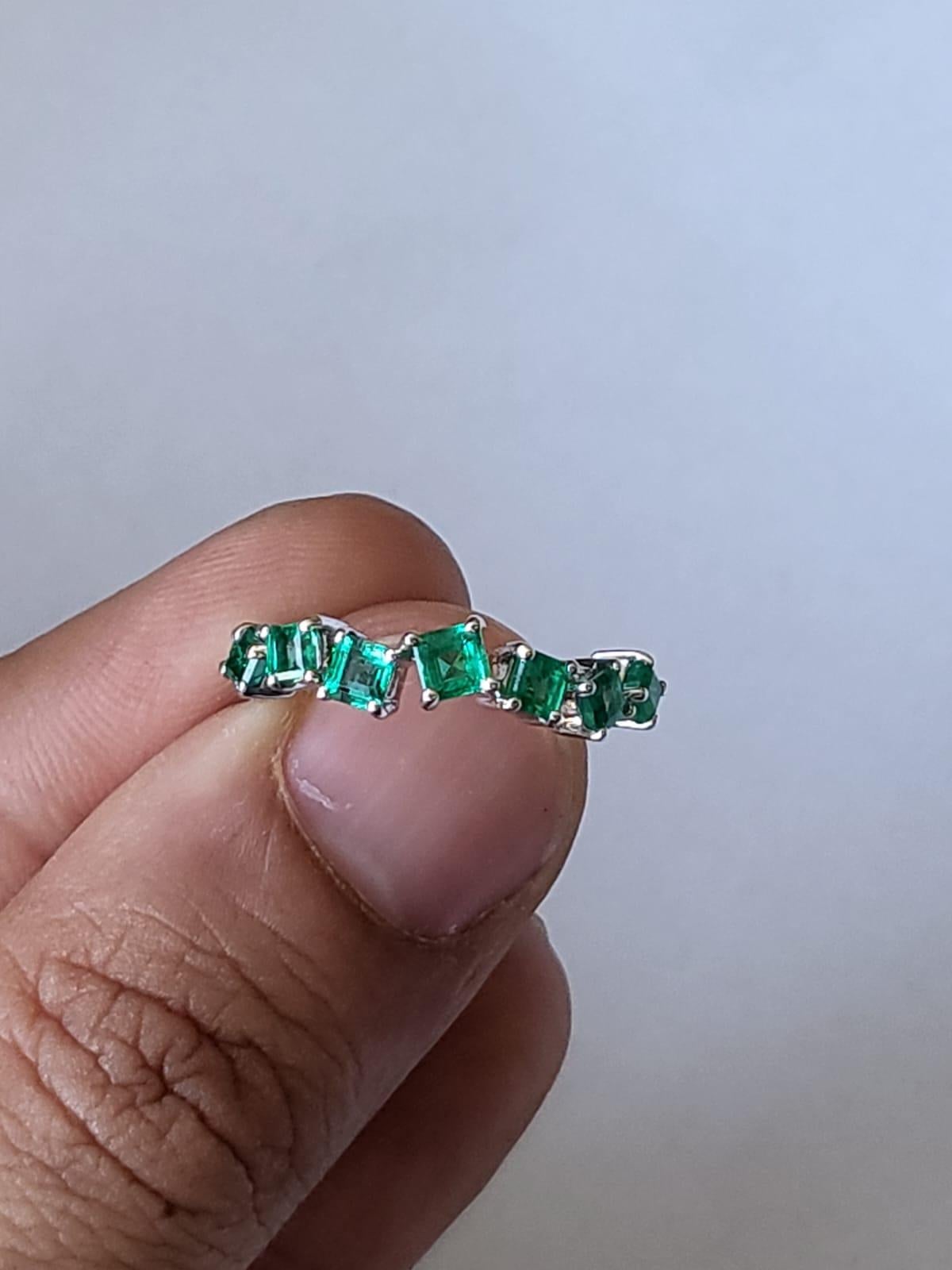 Set in 18K White Gold, 1.02 carats, natural Zambian Emerald Band Ring For Sale 1