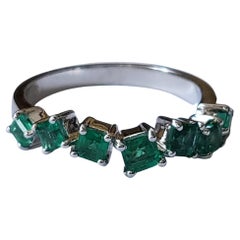 Set in 18K White Gold, 1.02 carats, natural Zambian Emerald Band Ring