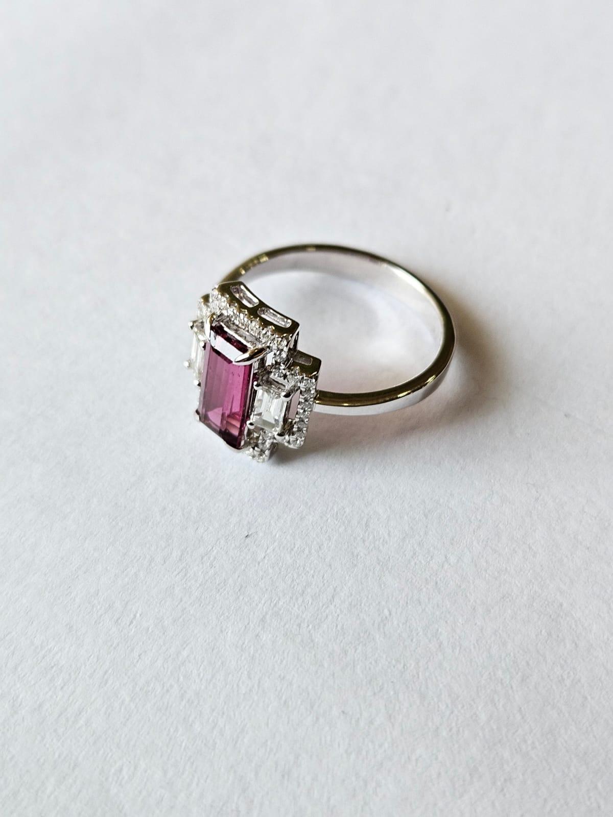 Baguette Cut Set in 18K White Gold, 1.26 carats Rubellite & Baguette Diamonds Engagement Ring For Sale