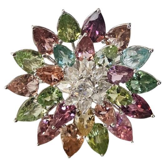 Bague de cocktail en or blanc 18 carats, tourmaline 12,84 carats et diamants taillés en rose en vente