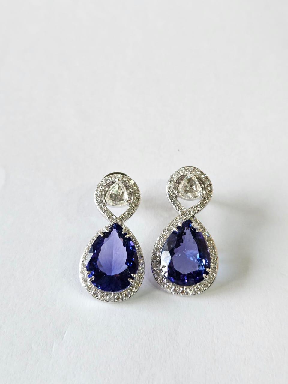 Women's or Men's Set in 18K White Gold, 14.52 carats, Tanzanite & Rose Cut Diamonds Drop Earrings For Sale