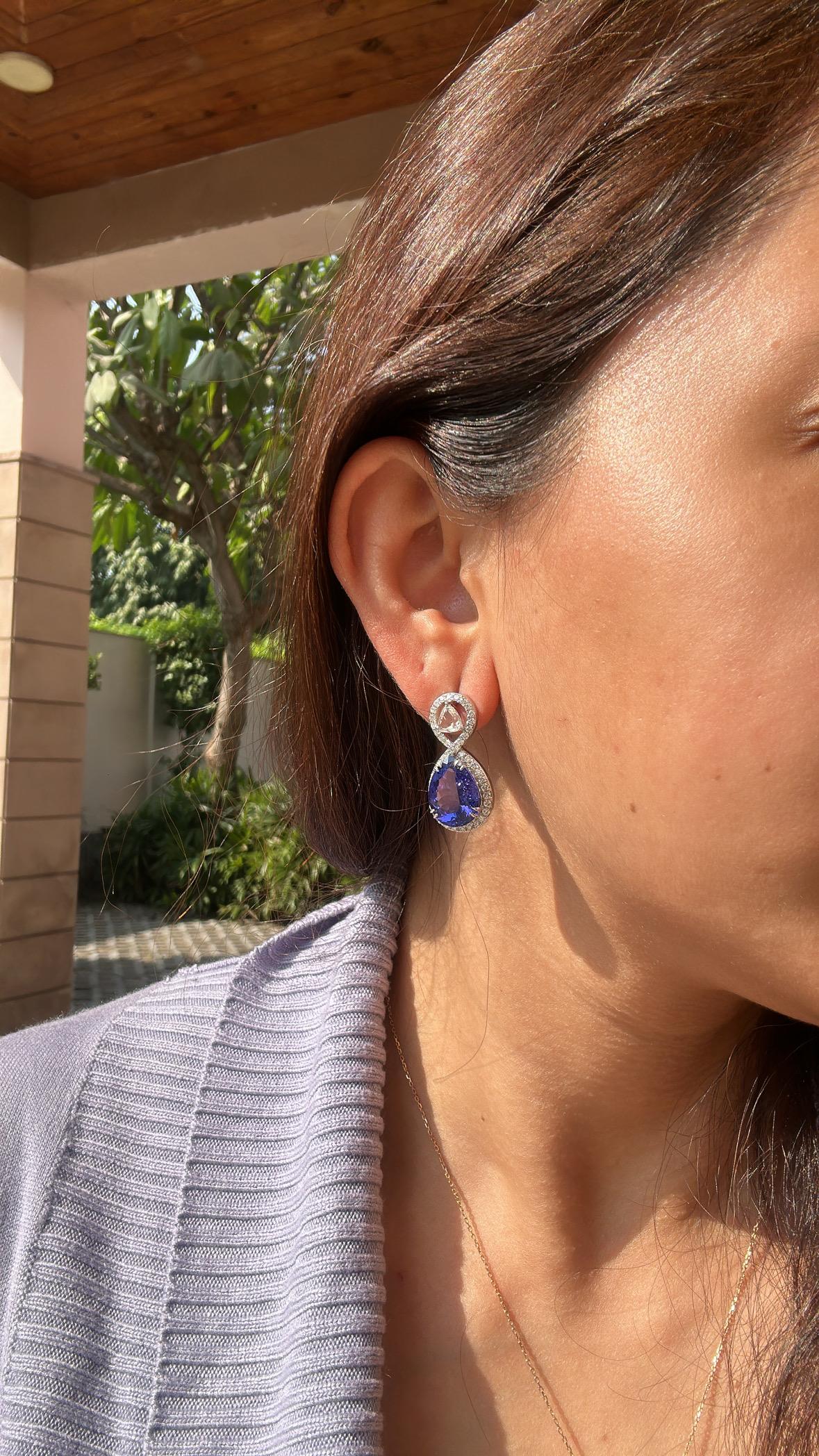 Set in 18K White Gold, 14.52 carats, Tanzanite & Rose Cut Diamonds Drop Earrings For Sale 2