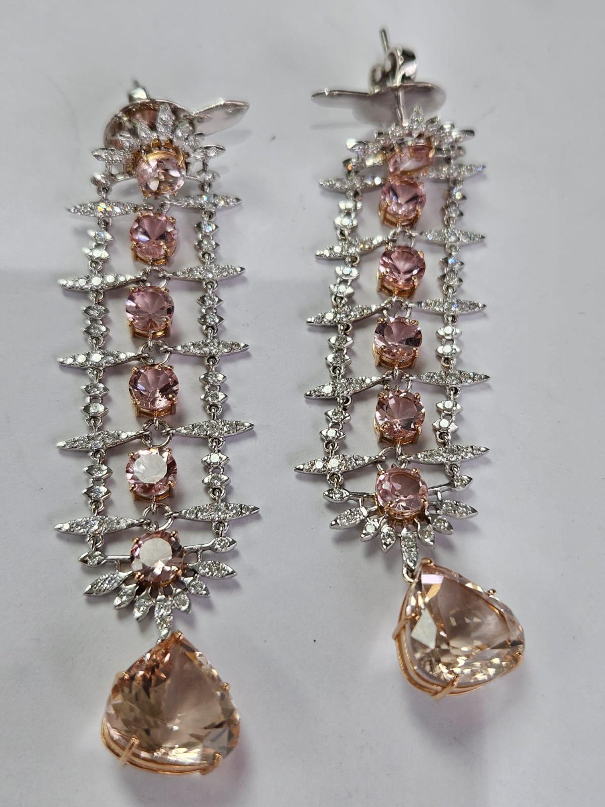 Women's or Men's Set in 18K White Gold, 18.06 carats Morganites & Diamonds Chandelier Earrings For Sale