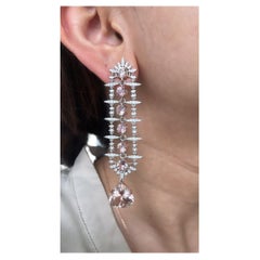 Boucles d'oreilles lustre en or blanc 18 carats, Morganites et diamants 18,06 carats