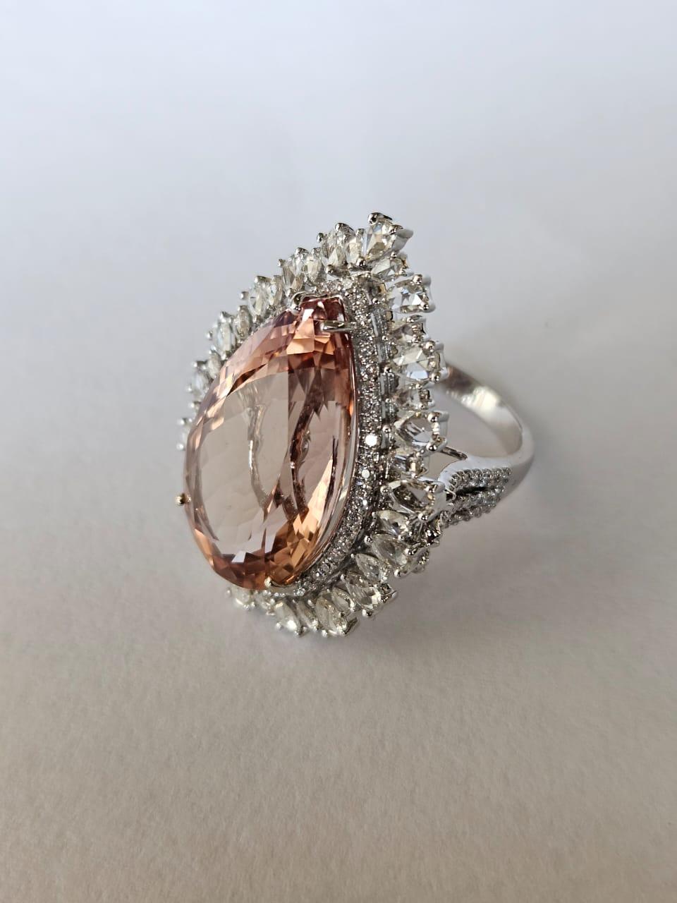 Women's or Men's Set in 18K White Gold, 18.09 carat Morganite & Rose Cut Diamonds Cocktail Ring For Sale
