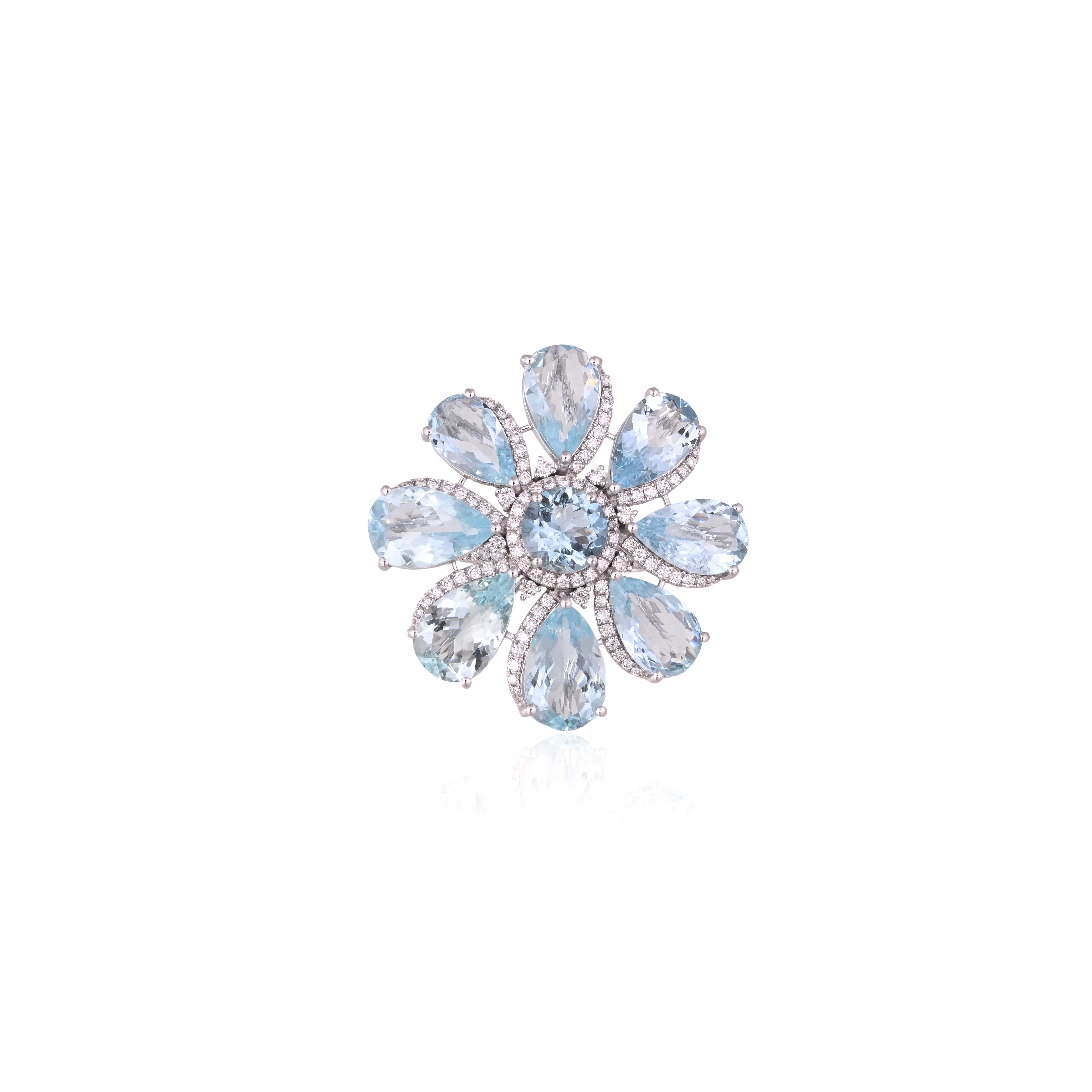 Women's or Men's Set in 18K White Gold, 18.94 carats Aquamarine & Diamond oversized Cocktail Ring For Sale