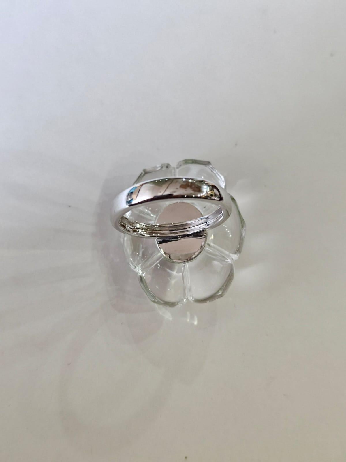In 18K Weißgold gefasst, 2,08 Karat, Tansanit, Kristall und Diamanten Cocktail-Ring (Moderne) im Angebot