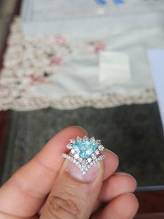 Set in 18K white Gold, 2.28 carat, Paraiba Tourmaline & Diamonds Engagement Ring